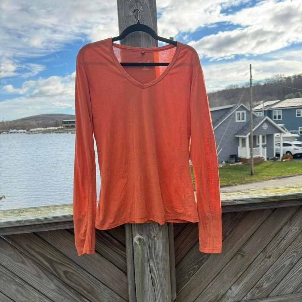 Löle V Neck T Shirt Women's‎ Size Medium Orange Long Sleeve Organic Cotton